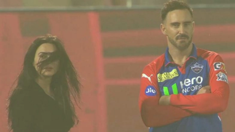 'Make It Happen' Fan Says Faf Du Plessis Should Be Cast in a Preity Zinta Movie As Pic of Them After PBKS vs DC IPL 2025 Goes Viral, Delhi Capitals’ Star Reacts (See Post)