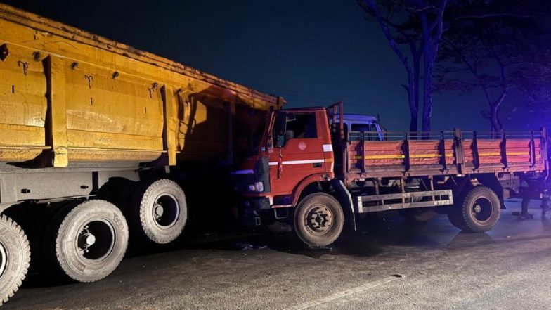 Raipur Road Accident: 13 Dead, 11 Injured in Trailer-Truck Collision in Chhattisgarh (Watch Video)