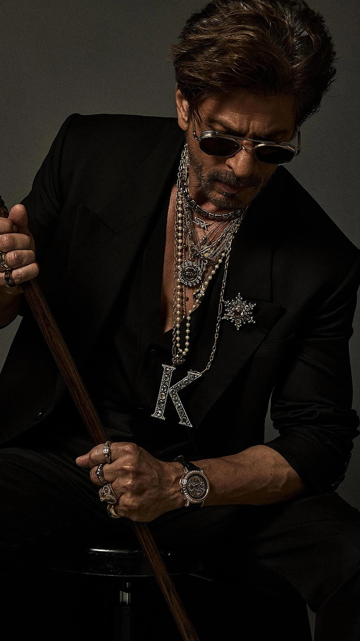 Shah Rukh Khan&rsquo;s Met Gala 2025 Debut Is All About Royalty and Opulence