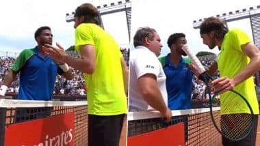 Stefanos Tsitsipas, Arthur Fils Engage in Heated Argument After Round of 32 Match at Italian Open 2025, Umpire Intervenes (Watch Video)