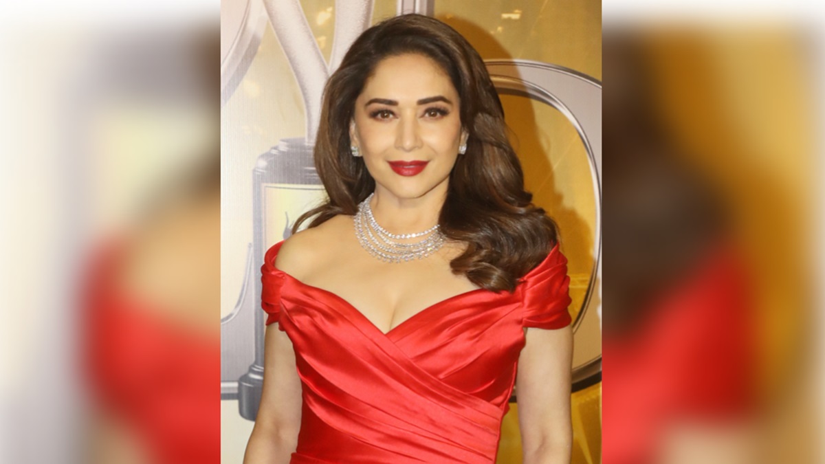 Bollywood News | Madhuri Dixit Shows Her Gratitude Towards Our Armed Forces  for Guarding the Nation |  LatestLY