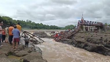 Maval Bridge Collapse: Maharashtra CM Devendra Fadnavis Confirms 2 Dead in Indrayani River Bridge Mishap, Says Rescue Ops on War Footing