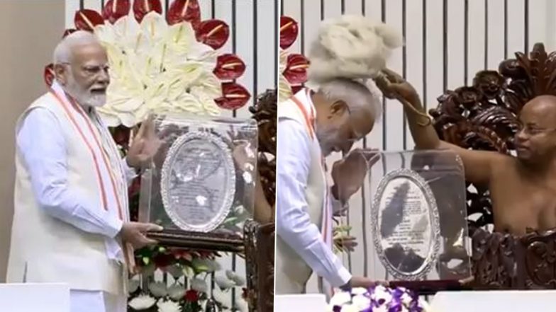 PM Narendra Modi Conferred With Title of ‘Dharma Chakravarti’ at Centenary Celebrations of Jain Saint Acharya Shri 108 Vidyanand Ji Maharaj (Watch Video)