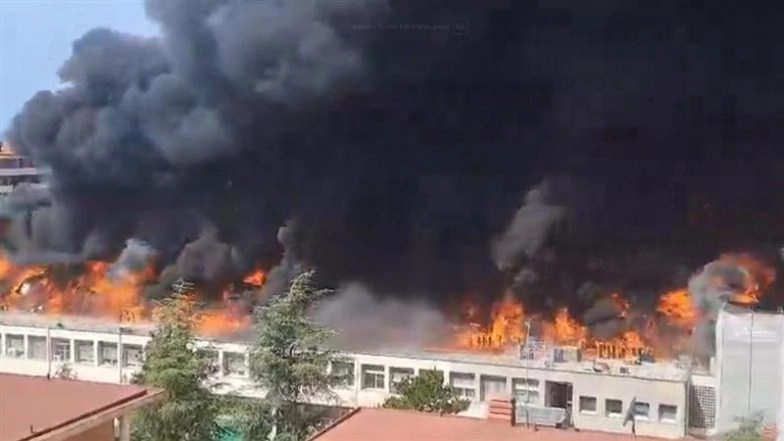 Italy Fire: Students and Staff Evacuated As Massive Blaze Erupts at Tuscia University in Viterbo, Firefighters Rushed to Scene (Watch Videos)