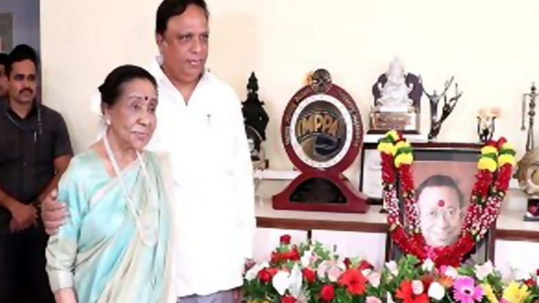 RD Burman 85th Birth Anniversary: Asha Bhosle and Minister Ashish Selar Visit Legendary Music Composer’s Residence To Mark Occasion