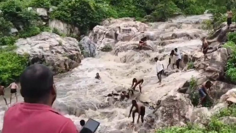Bihar: Tourists Save 6 Girls From Being Swept Away at Waterfall in Gaya, Video Surfaces