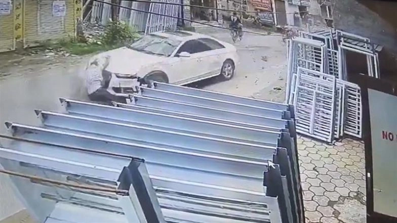 Ludhiana Accident Caught on Camera: Speeding Audi Crushes Street Food Vendor to Death, Injures 3 Others in Shocking Hit-and-Run on Bhamian Road; Video Surfaces