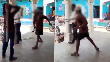 Chhattisgarh Shocker: Man Tied to Pole, Brutally Thrashed in Public Over Suspected Tip-Off to Mining Officials in Balodabazar; 1 Arrested as Video Goes Viral