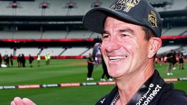 WBBL 2025: Melbourne Renegades Re-Sign Title-Winning Coach Simon Helmot on Three-Year Deal