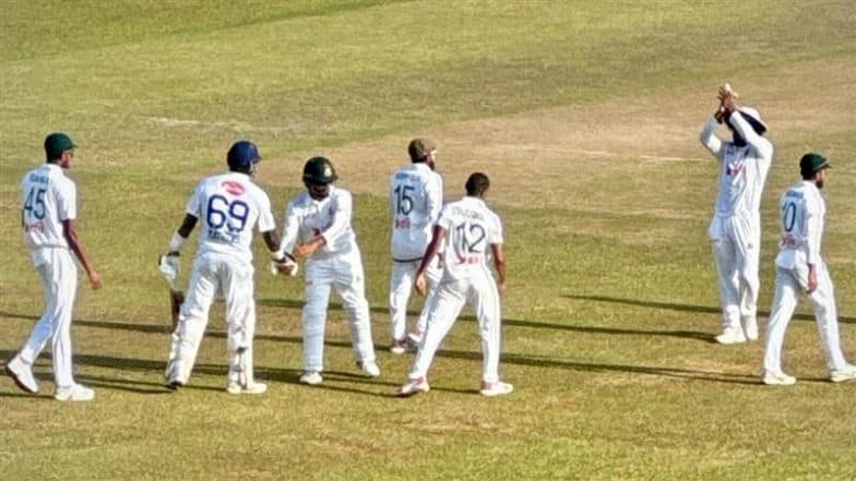 Angelo Mathews Gets Emotional Send-Off as Bangladesh Players Shake Hands With Retiring Legend During SL vs BAN 1st Test 2025 (See Pics)