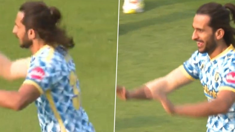 Hasan Ali Hat-Trick Video: Watch Pakistan All-Rounder Bring Out His Iconic Generator Celebration After Dismissing Ross Whiteley, Alex Thomson, and Ben Aitchison During Warwickshire vs Derbyshire T20 Blast 2025 Match