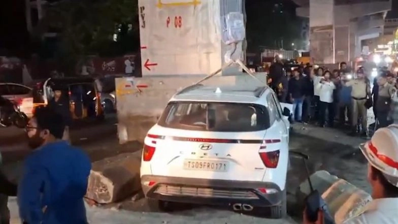 Hyderabad Road Accident: 1 Killed, 3 Injured After Car Hits Bike in Telangana, Shocking Video Surfaces