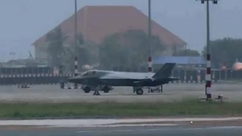 British Navy’s F-35 Fighter Jet Makes Emergency Landing in Kerala