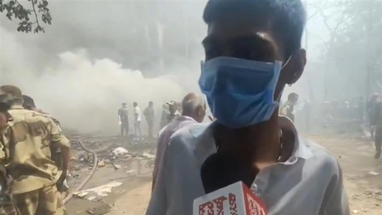 Air India Plane Crash: Eyewitness Describes Scene of Horror After London-Bound Flight AI171 Crashes in Ahmedabad, Says ‘We Stepped Out To See Smoke and Dead Bodies’ (Watch Video)