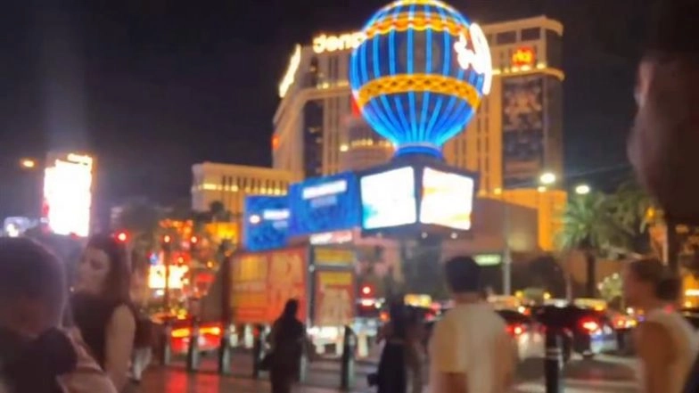 Las Vegas Shooting: Man Opens Fire at Bellagio Fountains in US (Watch Videos)