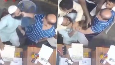 Bangladesh Viral Video: Man Brutally Assaults Shopkeeper, Grabs Beard and Slaps Him Inside Computer Store Over Unpaid Dues