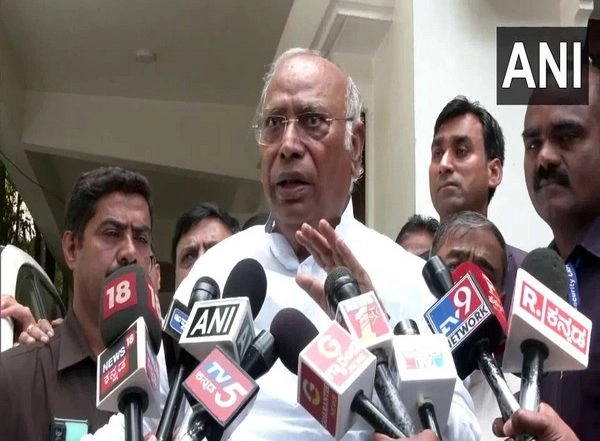 India News | Let's Convene Parliament and Talk, Even Pak Did It: Congress' Mallikarjun Kharge