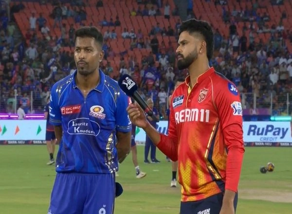 Sports News | IPL 2025: PBKS Win Toss, Opt to Bowl Against MI