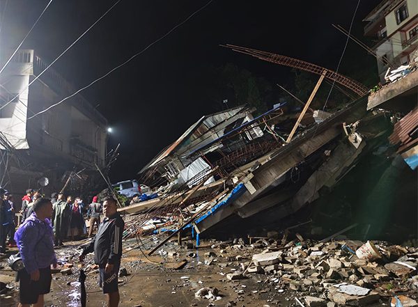 India News | Heavy Rains Cause Building Collapse in Mizoram's Lawngtlai; 3 Rescued Safely