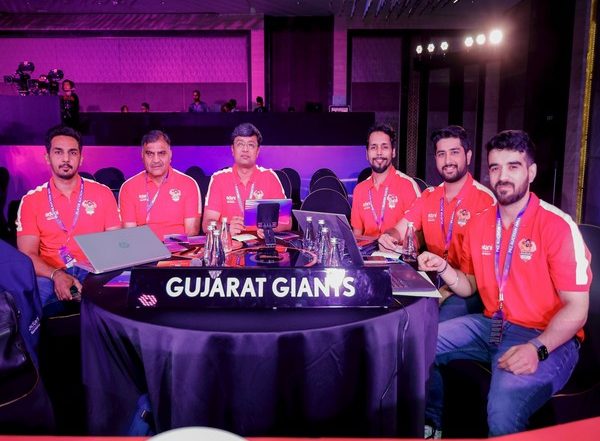 Sports News | Gujarat Giants Make Giant Moves on Day 1 of PKL 12 Auction; Signs Mohammareza Shadloui for Rs 2.23 Crore