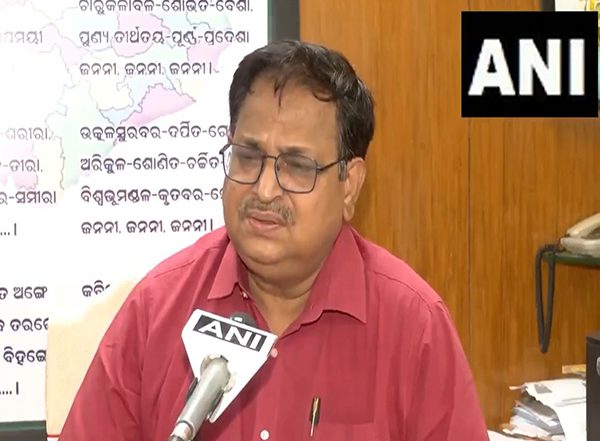 India News | Odisha Reports 12 COVID-19 Cases with Mild Symptoms; Officials Urge Calm as Omicron Variants Detected