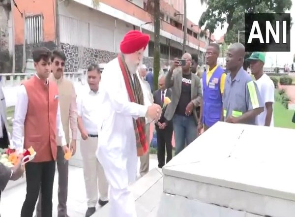 World News | Shiv Sena MP Shrikant Shinde Leads All-party Delegation in Liberia