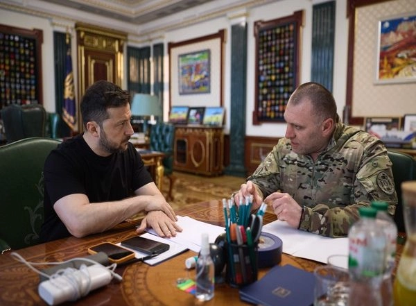 World News | Ukraine Conducts Coordinated Drone Assault on Russian Airfields, Inflicts Heavy Losses