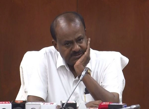 Business News | Tesla Not Interested in Manufacturing in India, but Many European Countries Have Shown Interest: Minister HD Kumaraswamy