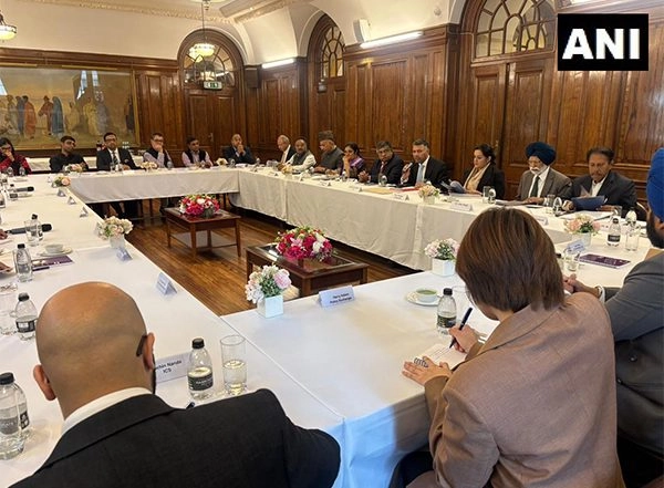 World News | All-party Delegation Seeks Global Condemnation of Pakistan During Meeting with Think Tanks in UK