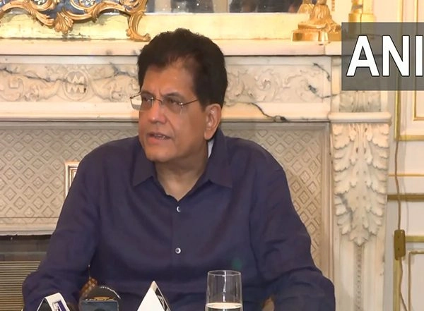 World News | Piyush Goyal Meets Nigerian Trade Minister to Strengthen Trade Ties
