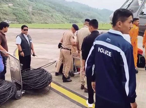 India News | Sikkim: Rescue Mission Underway, Stranded Individuals Evacuated from Chaten