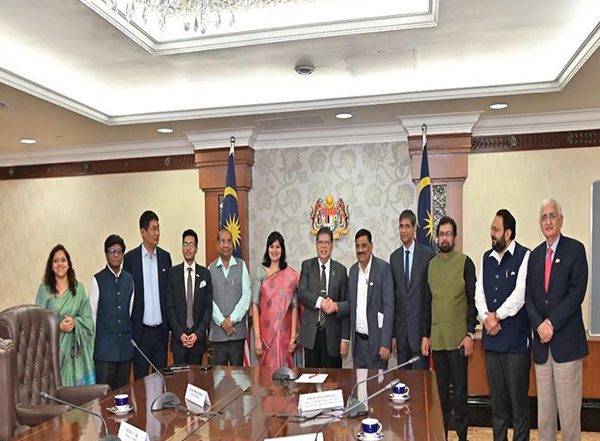 World News | Malaysian Parliament Speaker Affirms Support to All-Party Delegation in India's Approach to Terror