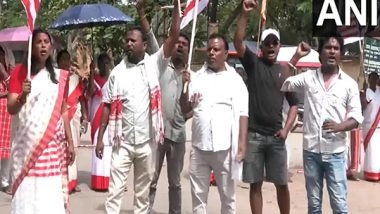 India News | Jharkhand: Tribal Outfits Protest in Ranchi Against Construction of Flyover Near Sarna Sthal