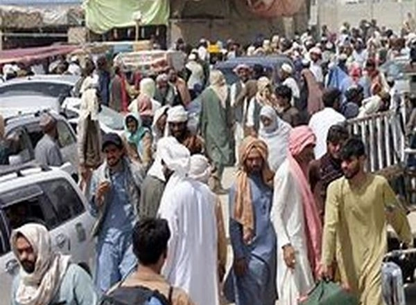 World News | Over 200,000 Afghans Leave Pakistan Amid Deportation Drive