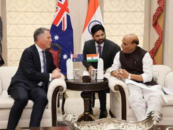 World News | Defence Minister Rajnath Singh Holds Bilateral Meeting with Australian Counterpart Marles