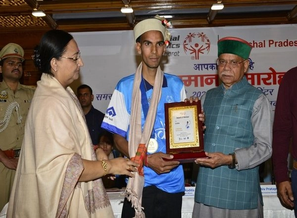 Sports News | Governor Felicitates Special Olympics Bharat Athletes from Himachal; Urges Support for Inclusion, Anti-drug Movement