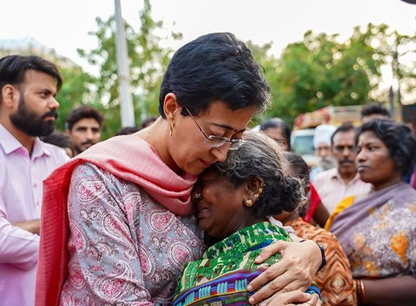 India News | AAP's Atishi Takes 'jahan Jhuggi, 'wahan Makaan', Jibe at Delhi Govt After Demotion at Delhi's Madrasi Camp