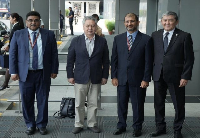 World News | Kyrgyz FM Kulubaev Arrives in New Delhi Ahead of India-Central Asia Dialogue