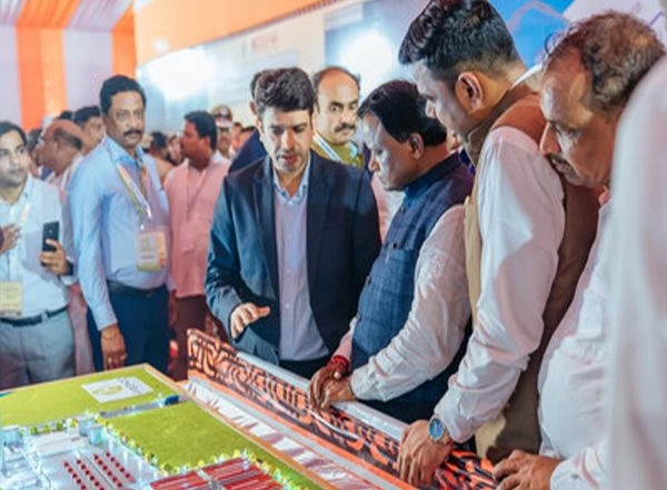 Business News | Odisha Chief Minister Mohan Charan Majhi Leads Groundbreaking Ceremony for Hygenco's Landmark Green Ammonia Plant