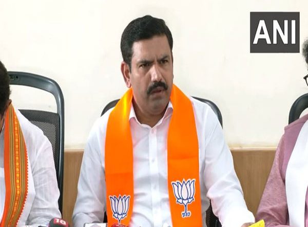 India News | Police Made Scapegoats: Karnataka BJP Chief Attacks CM Siddaramaiah over Bengaluru Stampede