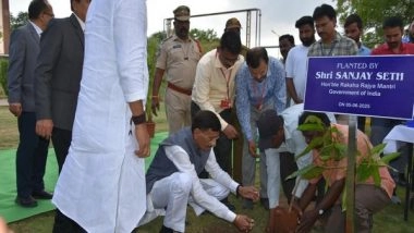 India News | MoS Defence Sanjay Seth Visits Ordnance Factory Medak