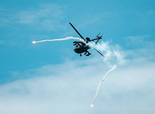 World News | China Ramps Up Military Activity Near Taiwan: 34 Aircraft, 8 Naval Vessels, 1 Ship Detected