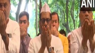 India News | Pakistan Will Have to Sacrifice Executioners of Oppression Who Are Threat Not Only to Humanity but Also to Islam: Mukhtar Abbas Naqvi After Eid Al-Adha Prayer