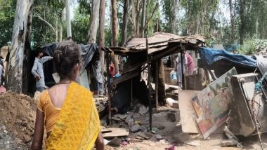 India News | Chandigarh: MCC Carries out Demolition Drive to Clear Illegal Encroachments