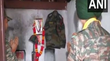 India News | J-K: Balnoi Battalion and BSF Hold Ceremonial Uniform Change at Temple Honouring Captain Satish Khera