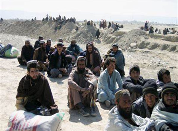 World News | Over 1 Million Afghans Return from Pakistan Amid Deportation Drive: UNHCR