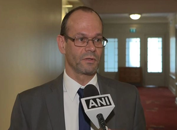 Business News | Swiss Firm Cabeltec SA Discusses Business Opportunities in India During Meeting with Piyush Goyal