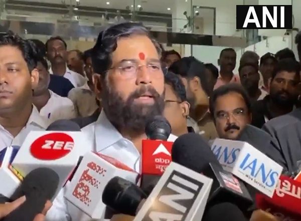 India News | Mumbra Train Accident: Maharashtra Deputy CM Eknath Shinde Speaks to Railway Minister, Vows Safety Measures