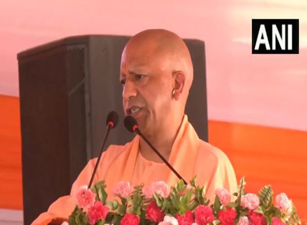 India News | Uttar Pradesh: CM Yogi Expresses Grief over Saharanpur Mishap, Orders Relief, Treatment for Injured Victims