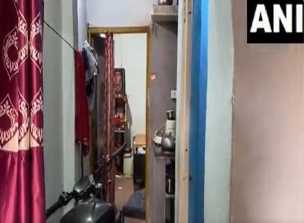 India News | MP: Officials Search One of the Accused's Residence in Meghalaya Murder, Recover Clothes